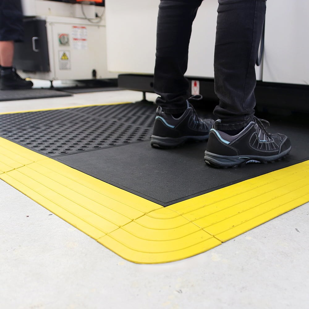 How Anti-Fatigue Mats Work & Protect Your Employees